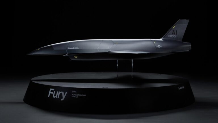 Anduril advances Pentagon program to develop unmanned combat aircraft |  TechCrunch