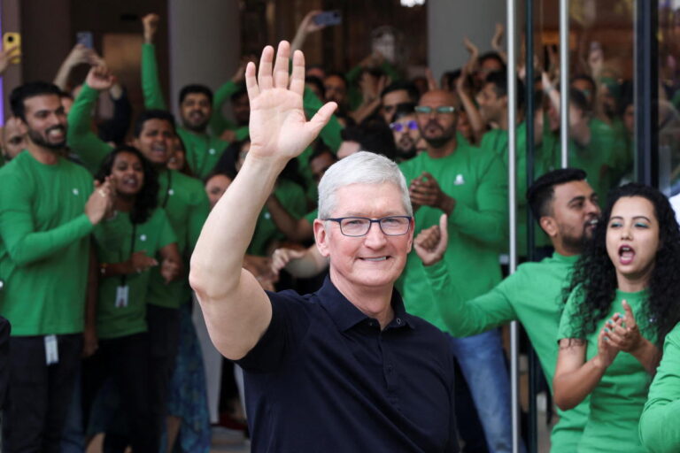 Apple's services business is a bright spot in the company's difficult 2024: BofA