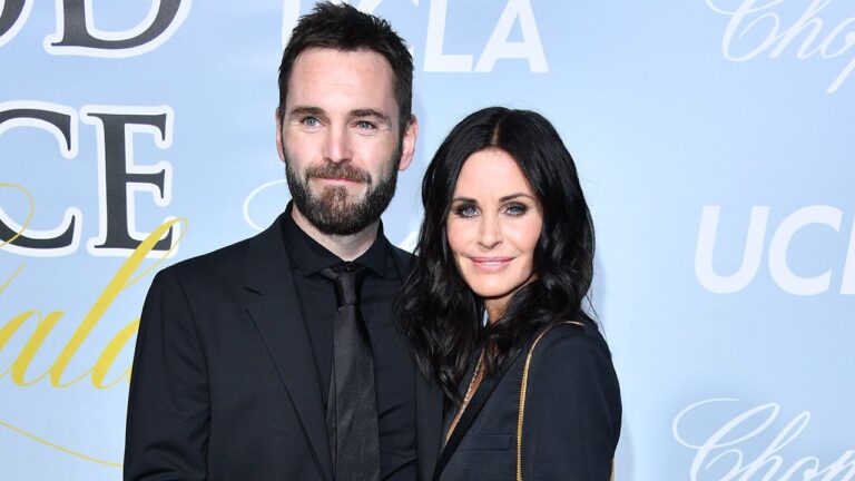 Courteney Cox says Johnny McDaid broke up with her in a therapy session