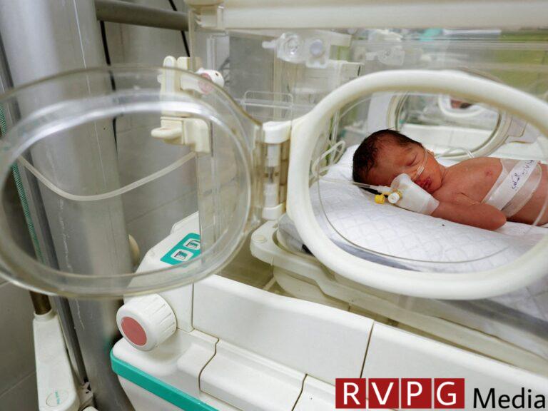 Gaza baby rescued from womb dies in incubator