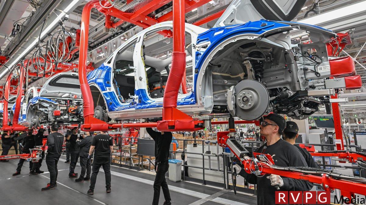 Here you can find out how much severance pay laid off Tesla workers receive