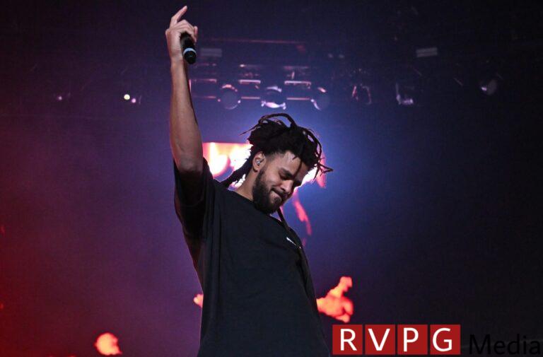 J. Cole trends as people discuss his early exit from Kendrick Lamar & Drake's beef