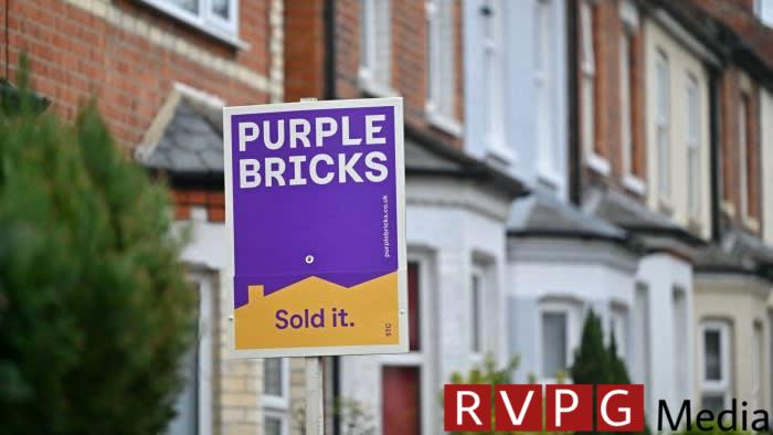 Mortgage approvals in the UK reached their highest level in 18 months in March, according to the Bank of England