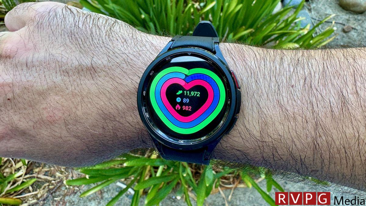 Closed activity rings on the Samsung Galaxy Watch 6 Classic
