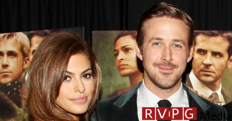 Ryan Gosling wears a T-shirt to promote Eva Mendes' children's book