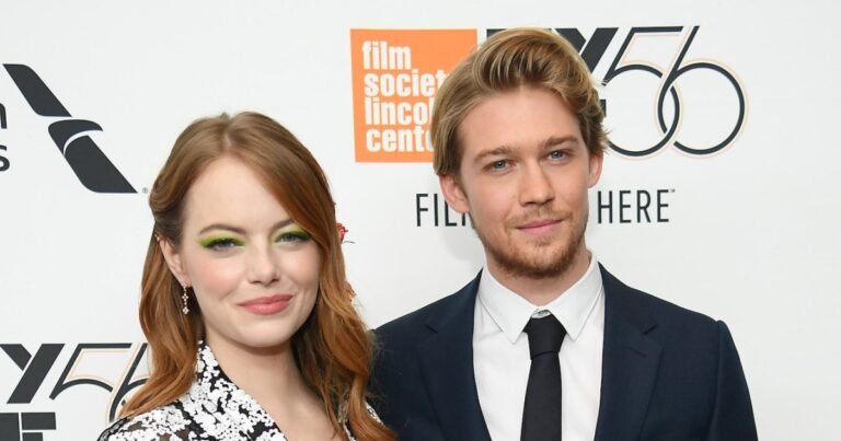 See photo of Emma Stone and Joe Alwyn in new film 'Kinds of Kindness'