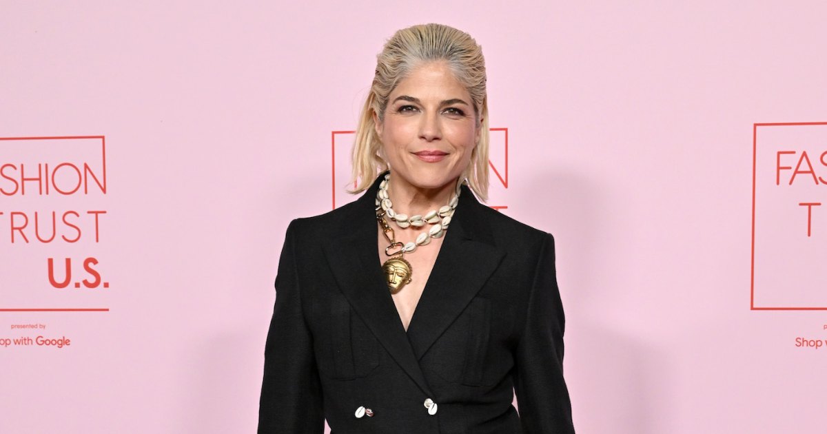 Selma Blair walks the red carpet at the Fashion Trust Awards without a cane
