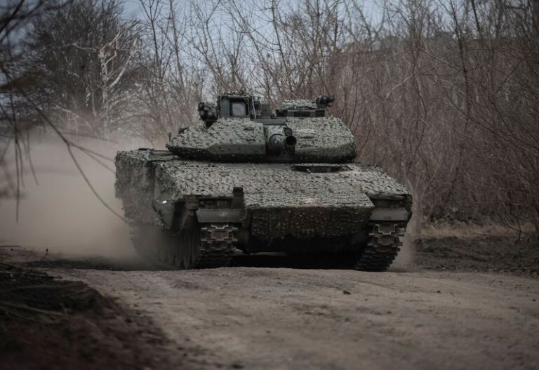 Ukraine's commander-in-chief says Russia wants to take Chasiv Yar by May 9