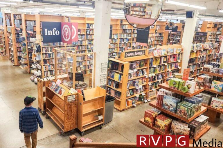 How This Innovative Bookstore Became a Literary Landmark |  Entrepreneur