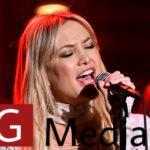 Kate Hudson makes her TV appearance debut and sings a new single