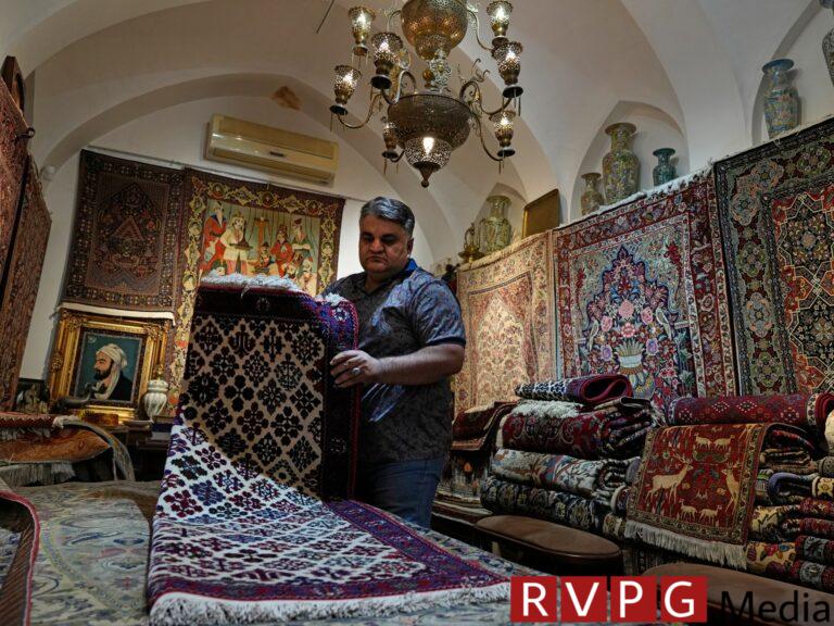 Photos: Carpet sales in Iran are stagnating