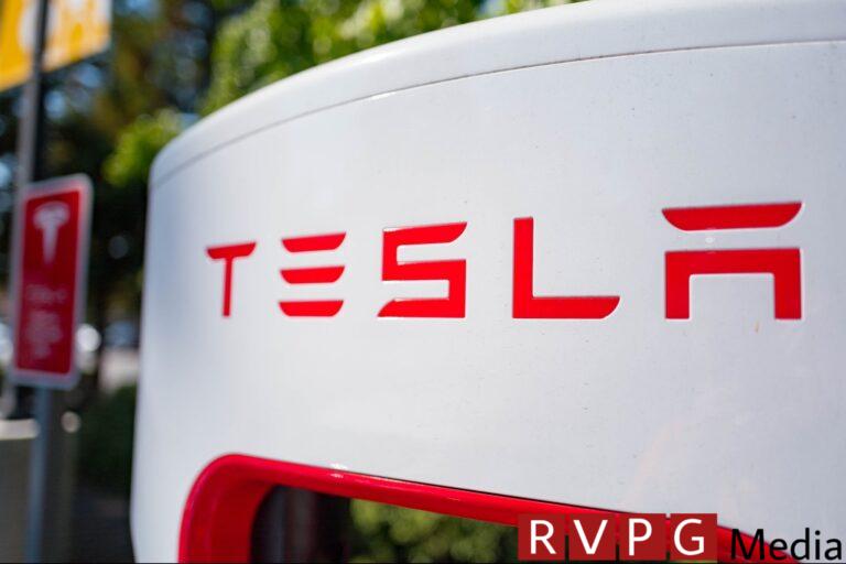 Tesla Reportedly Rehires Laid Off Supercharger Employees |  Entrepreneur