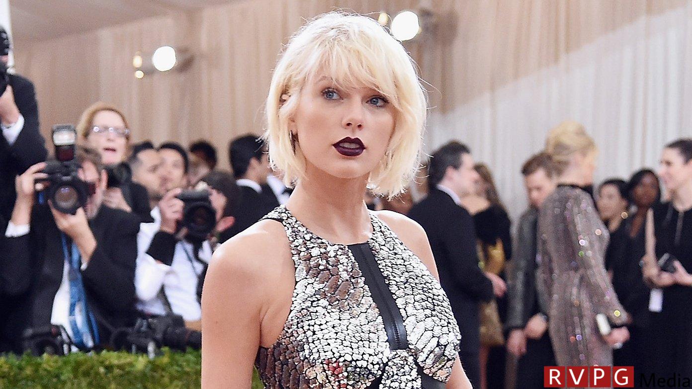 Why Taylor Swift & Travis Kelce Won’t Be at the Met Gala Tonight