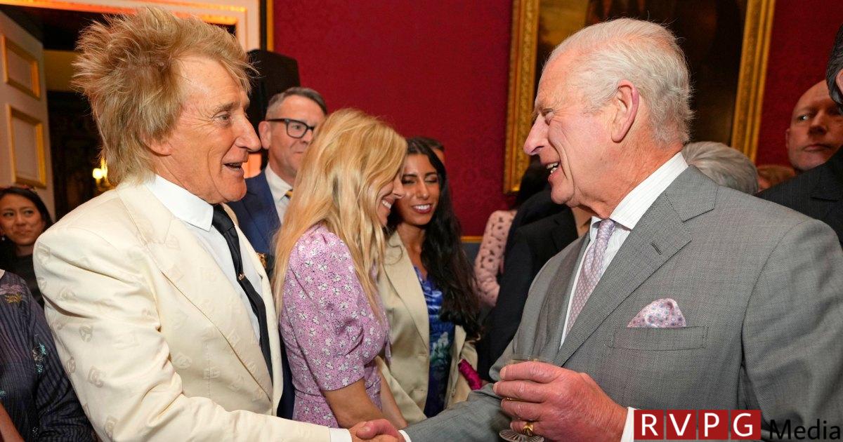 King Charles spoke to Rod Stewart about cancer treatment