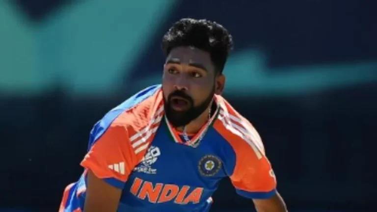 Mohammed Siraj flooded with gratitude posts after accidentally hitting Rizwan